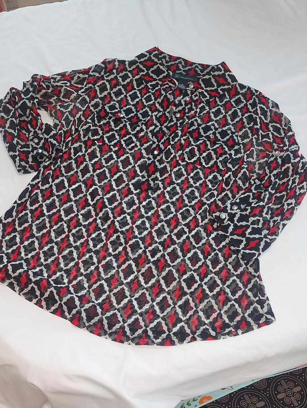 Inc  Womens M Red and Black Patterned 1/4 Button Up .